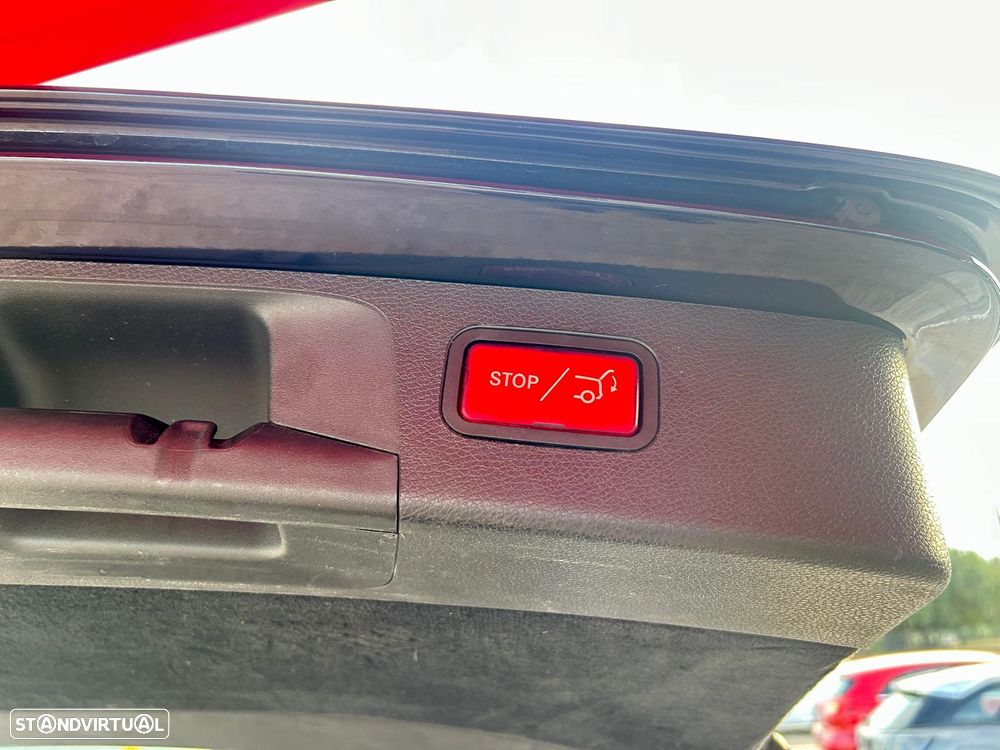 Mercedes-Benz E 220 d 4Matic All-Terrain 9G-TRONIC Exclusive - 40