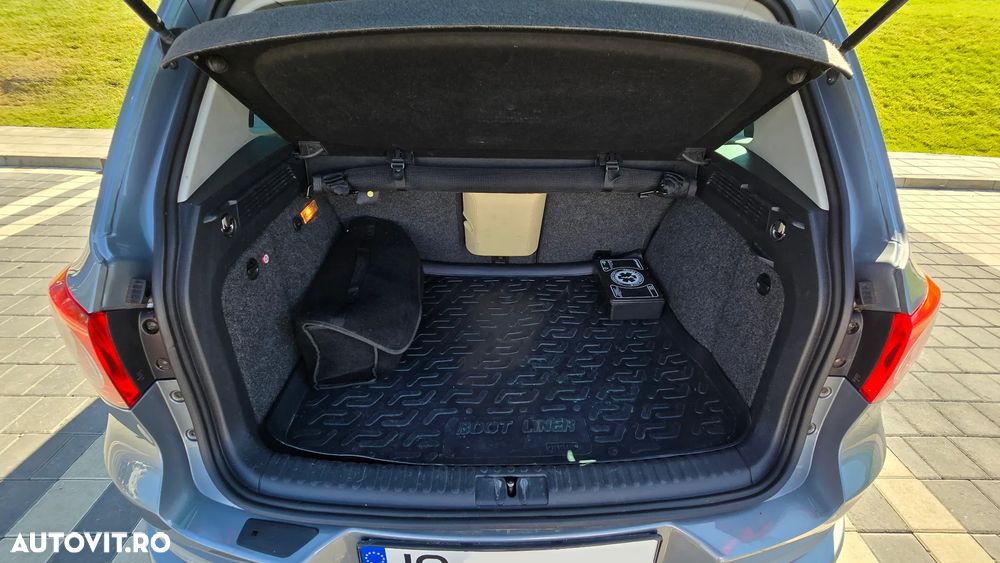 Volkswagen Tiguan 2.0 TDI DPF 4Motion Sport & Style - 17