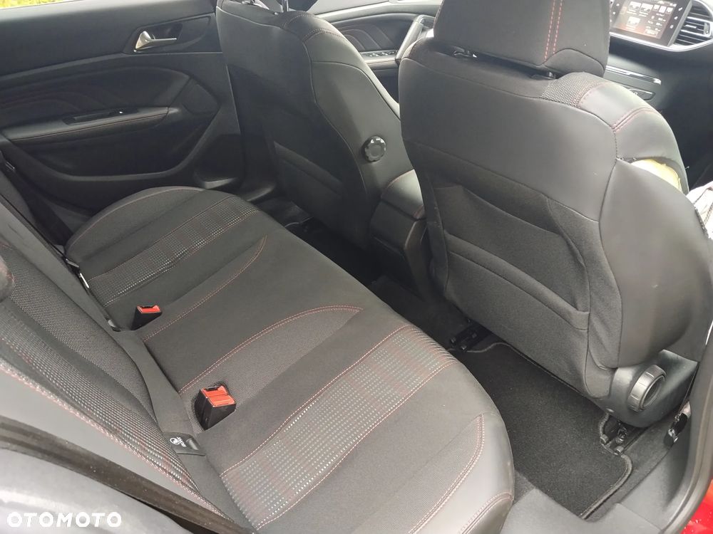 Peugeot 308 PureTech 130 EAT6 Stop & Start GT-Line Edition - 27