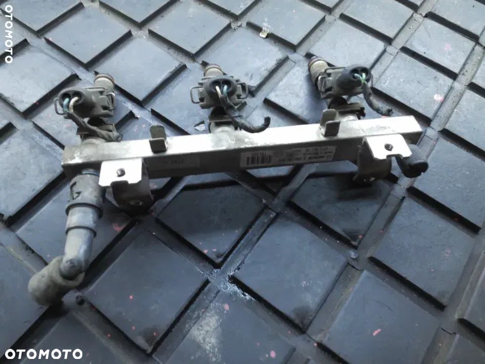 LISTWA WTRYSKOWA WTRYSKIWACZE OPEL AGILA CORSA 0280158501 0280151207 BOSCH - 1