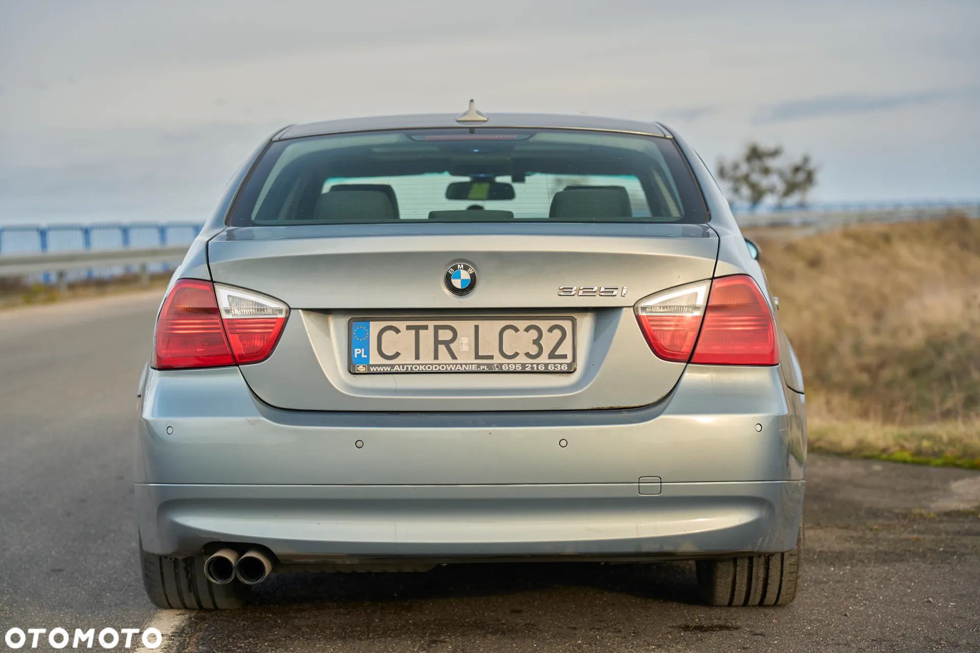 BMW Seria 3 325i - 3