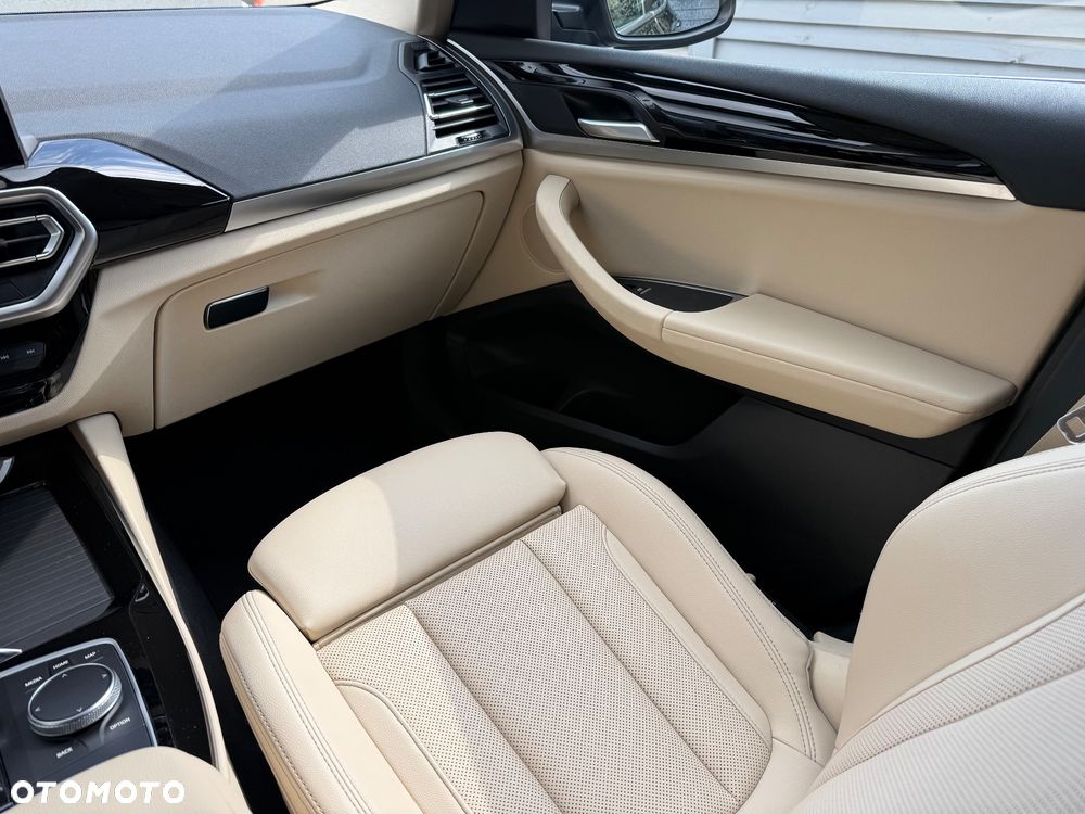 BMW X3 - 33