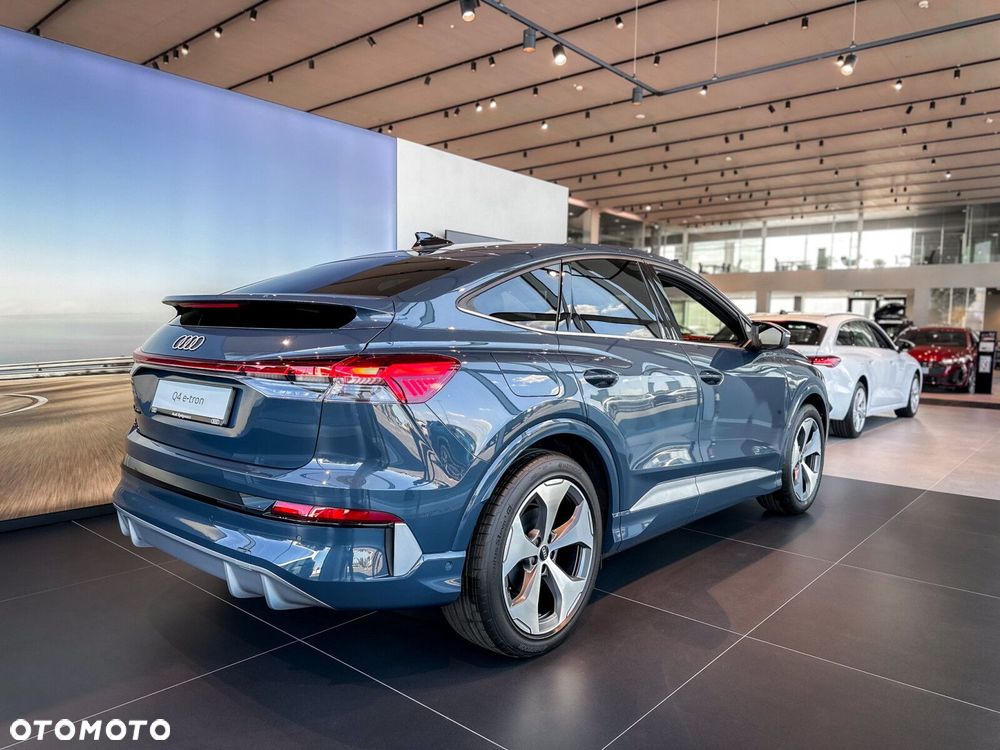 Audi Q4 Sportback e-tron - 9