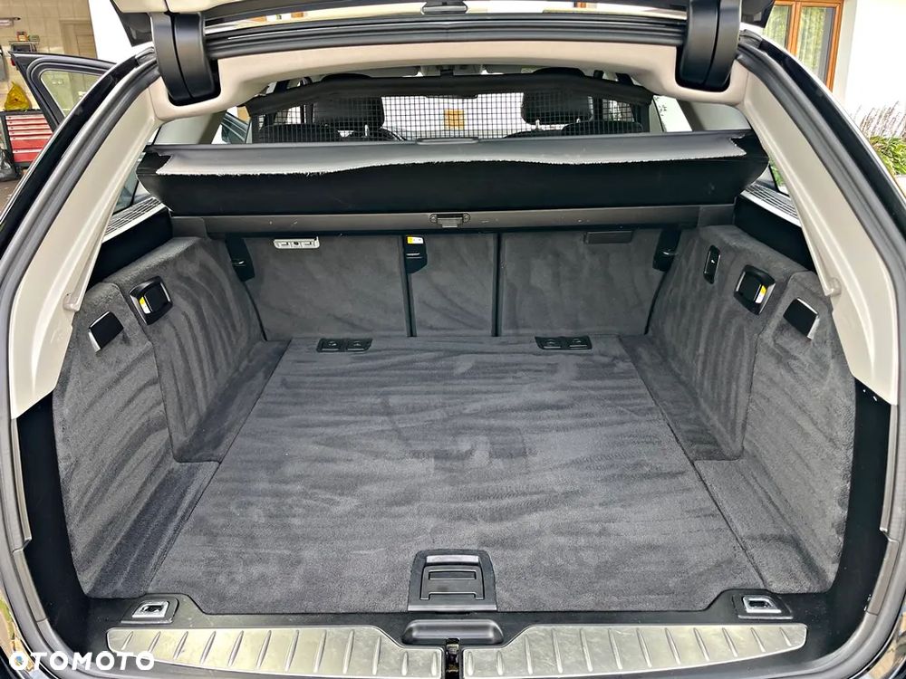 BMW Seria 5 520d Touring - 24