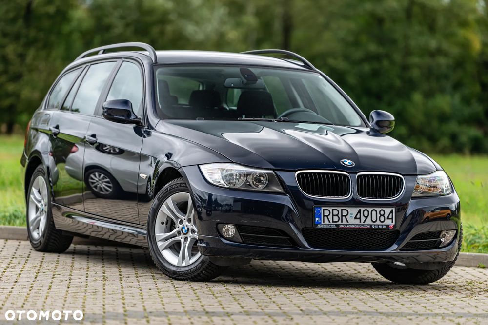 BMW Seria 3 318i - 2