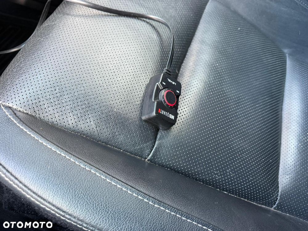 Toyota Hilux 2.4 D-4D Double Cab Dakar 4x4 - 12