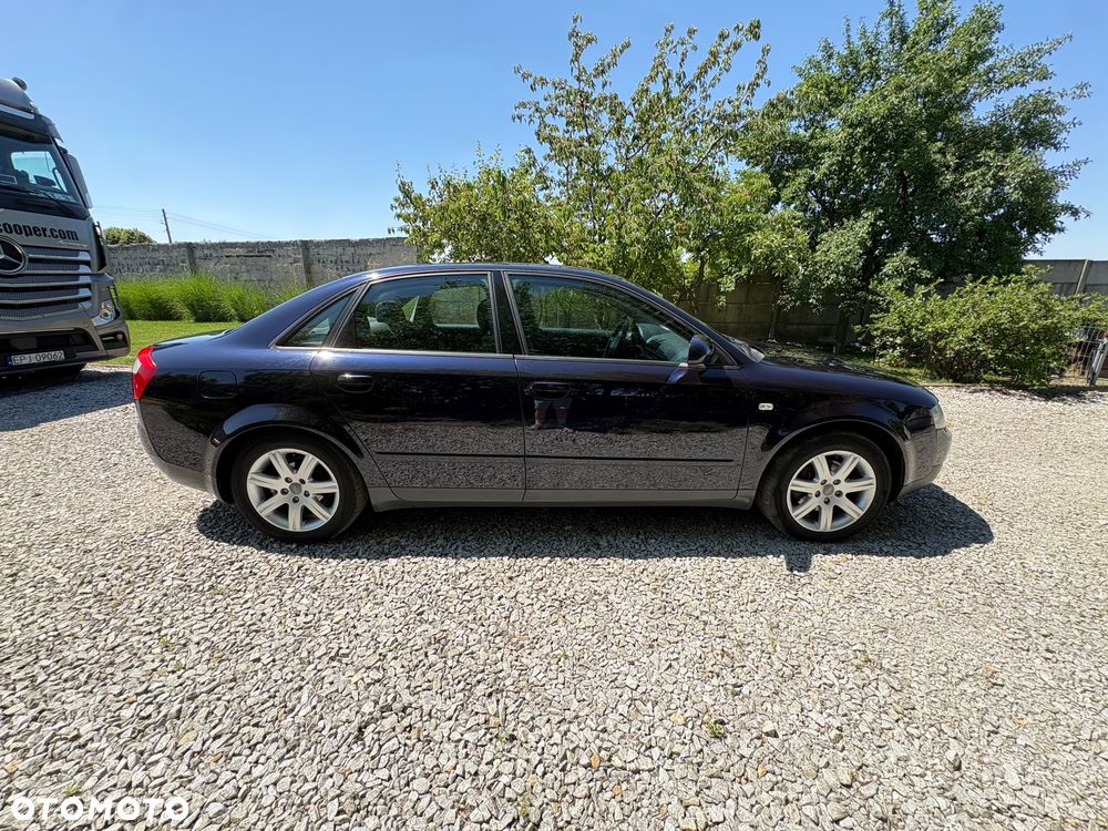 Audi A4 Limousine 1.8T - 5