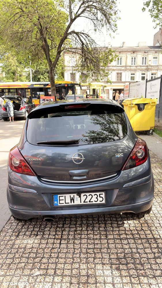 Opel Corsa 1.4 16V Sport - 9