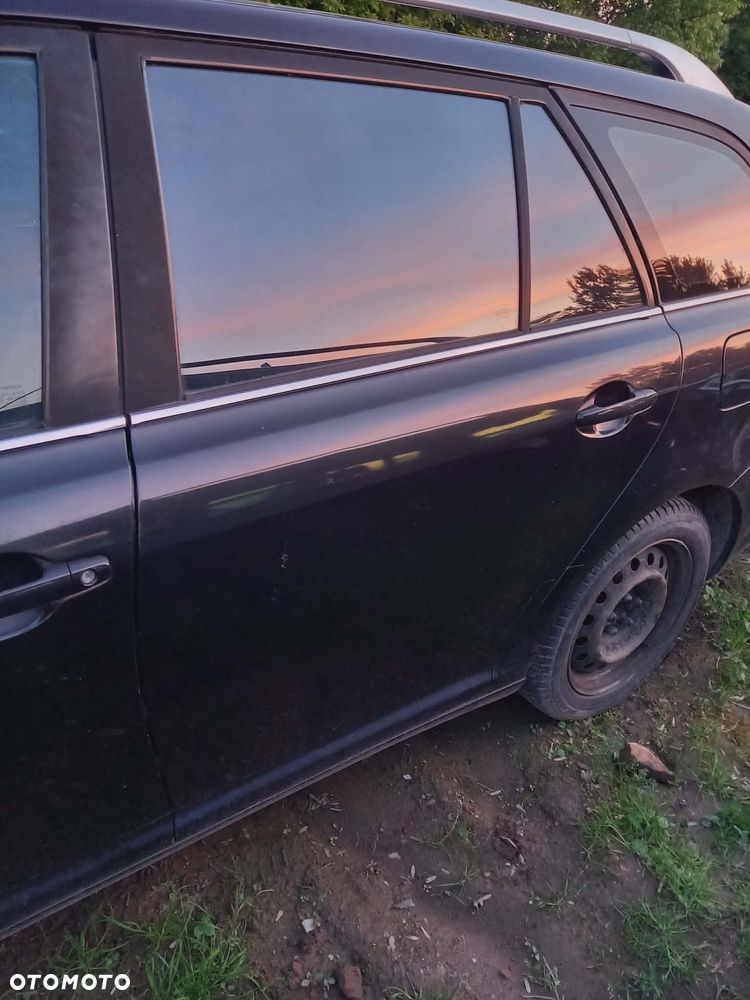 TOYOTA AVENSIS T25 KOMBI 1.8benzyna DRZWI PRZÓD prawe lewe TYŁ prawe lewe - 3