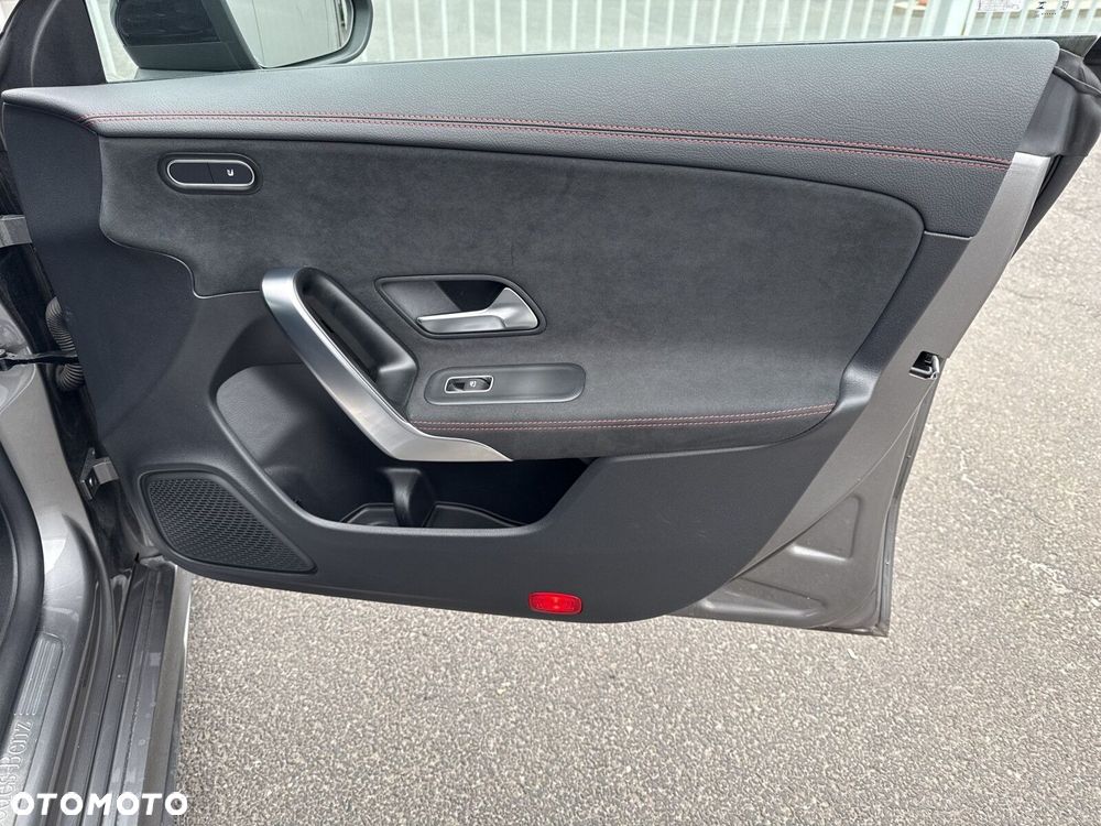 Mercedes-Benz CLA - 20