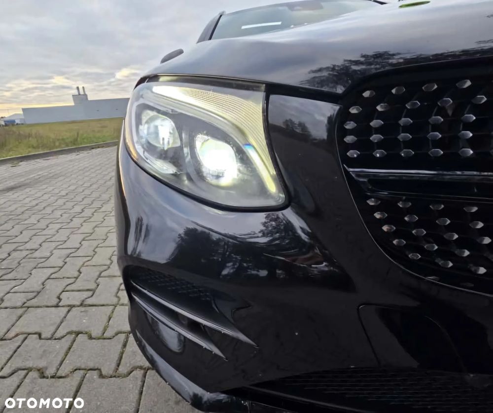 Mercedes-Benz GLC - 9