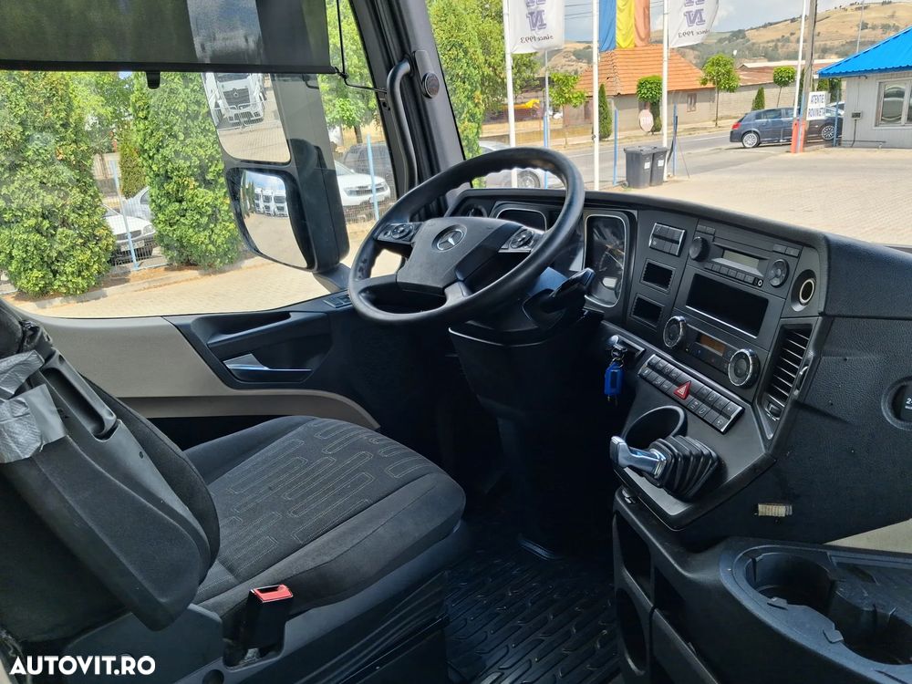 Mercedes-Benz Actros - 18
