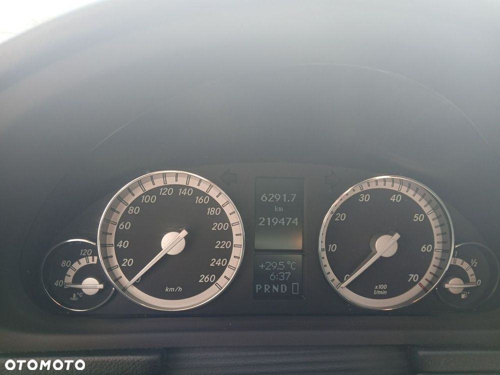 Mercedes-Benz Klasa C 180 Kompressor Automatik Classic Sport Edition - 22