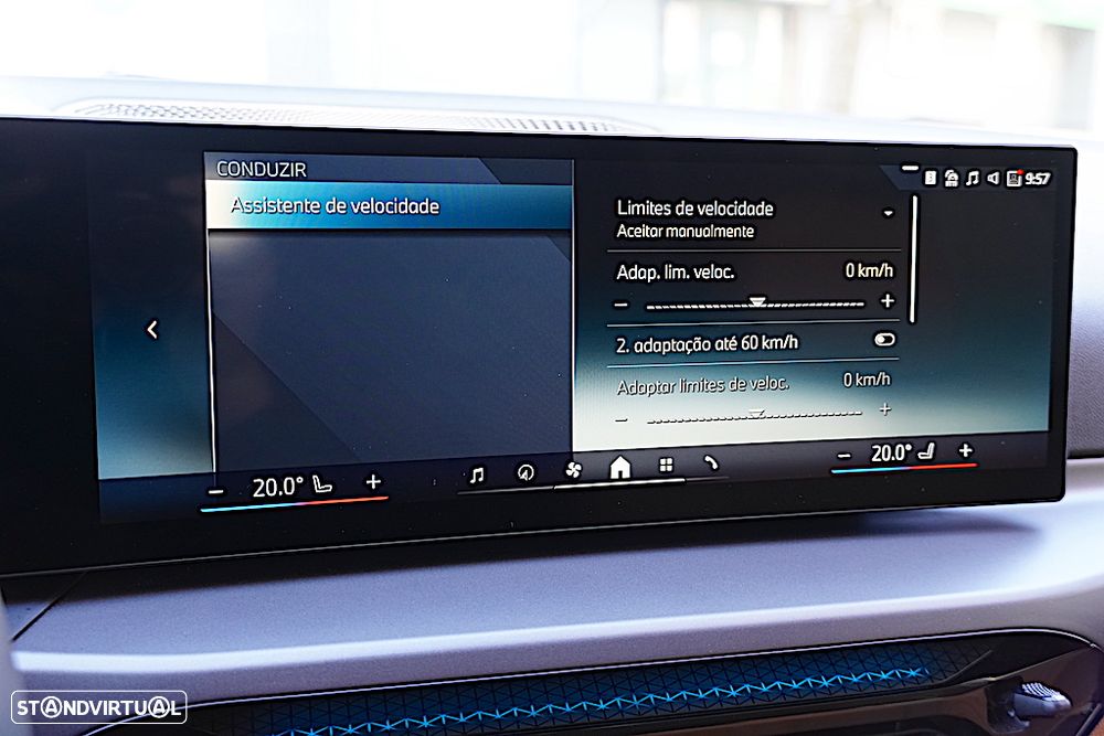 BMW i4 eDrive40 - 26