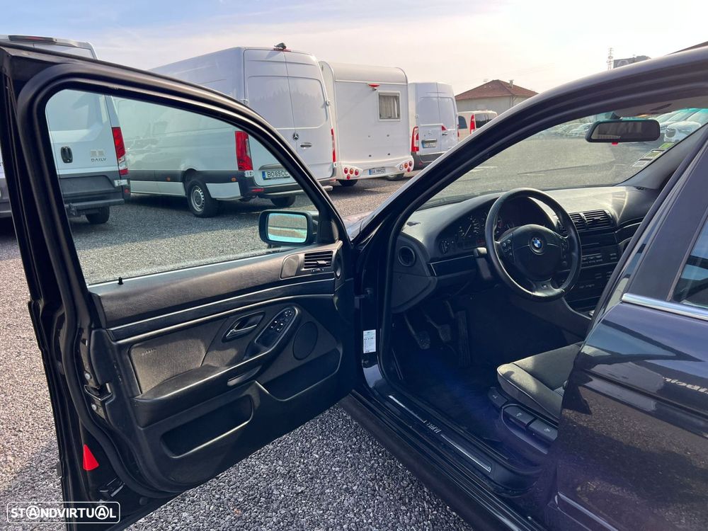 BMW 520 - 16