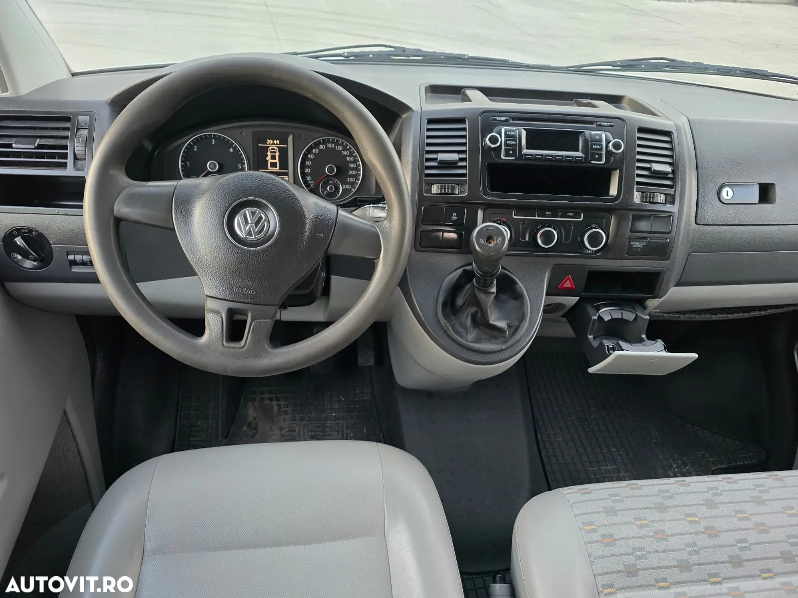 Volkswagen Transporter - 10