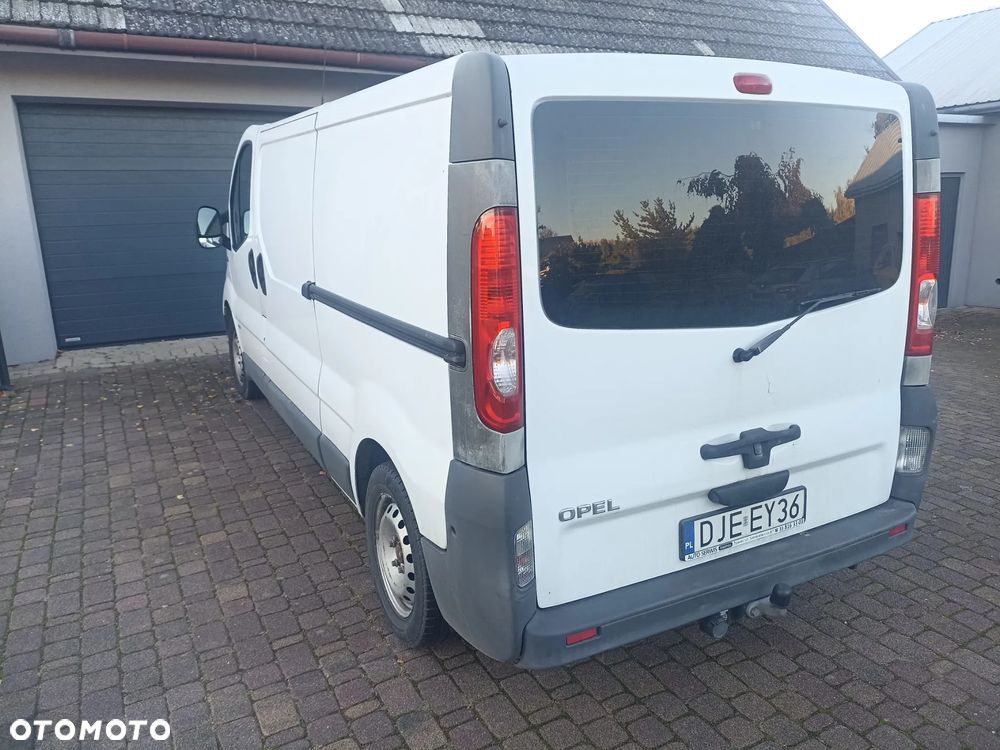 Opel Vivaro - 2