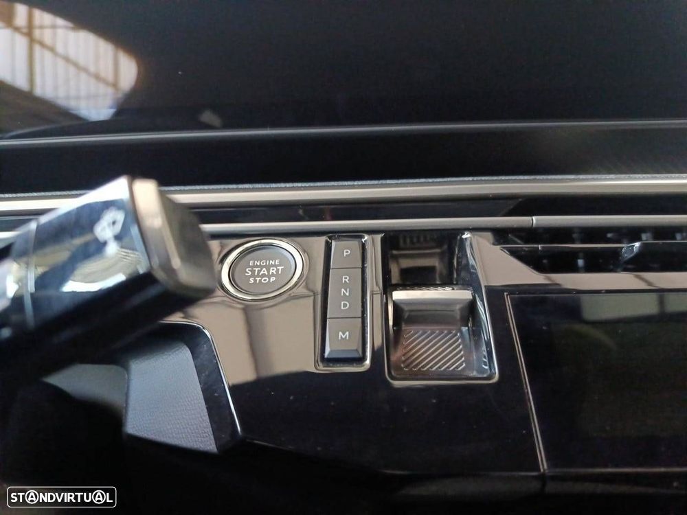 Peugeot 3008 1.2 Hybrid Allure e-DCS6 - 20