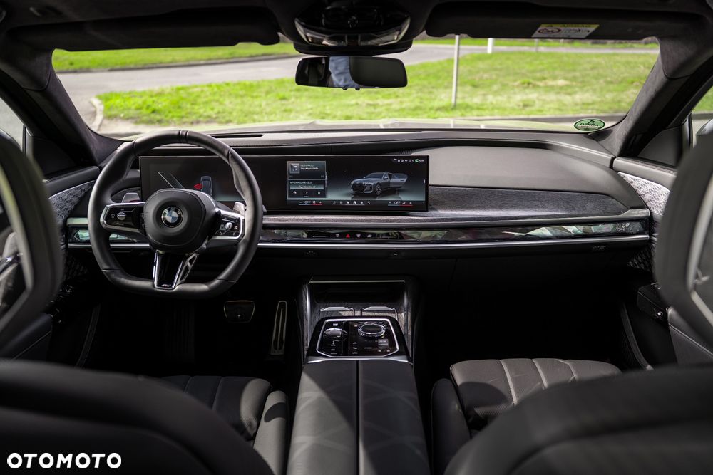 BMW Seria 7 740d xDrive mHEV Individual Edition sport - 41