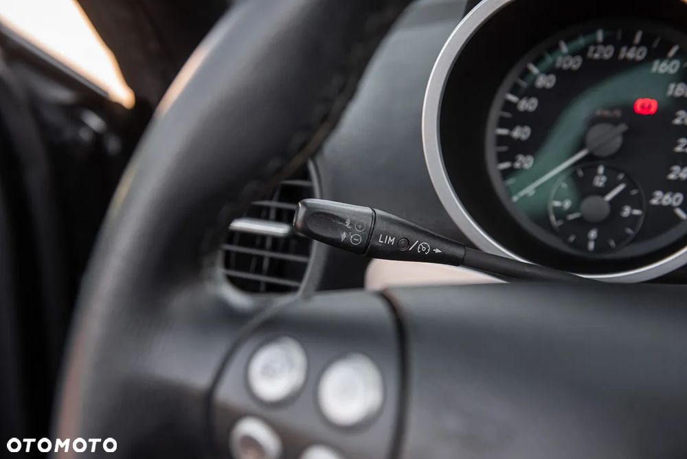 Mercedes-Benz SLK 350 Sport Edition - 21