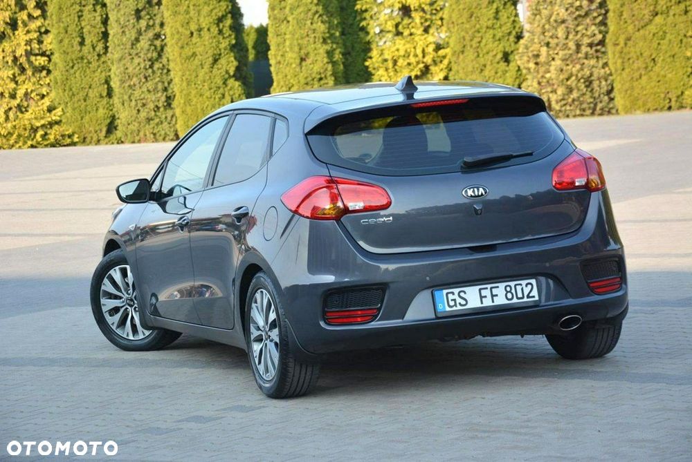 Kia Ceed 1.4 CVVT Attract - 7
