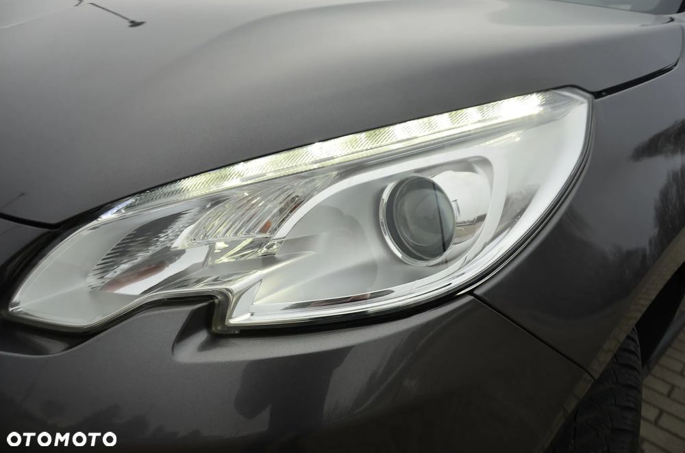 Peugeot 2008 PureTech 82 Style - 29