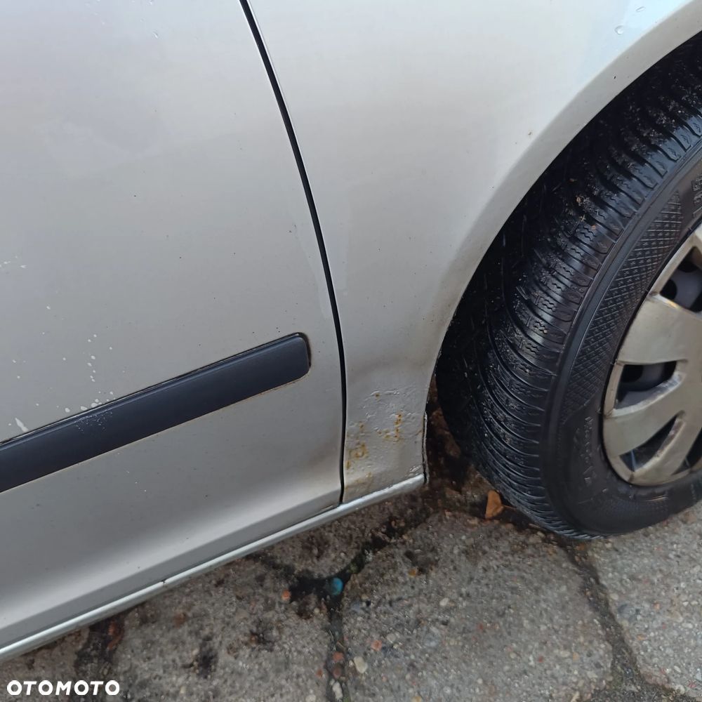 Skoda Octavia 1.6 Ambiente EU5 - 4