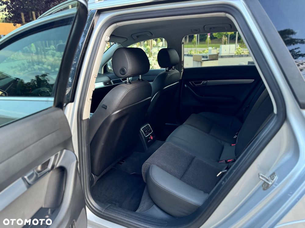 Audi A6 Allroad - 16