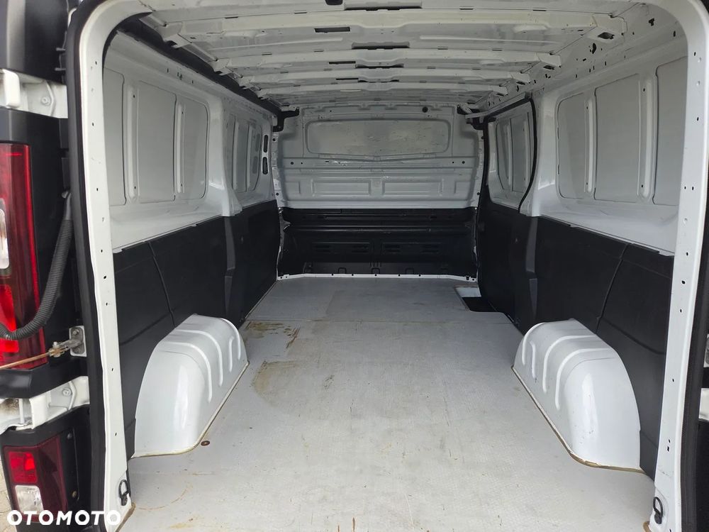 Renault Trafic - 15