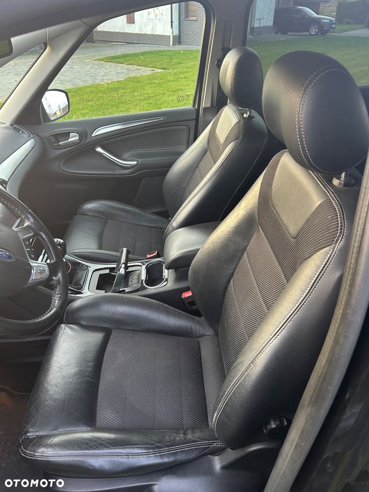 Ford S-Max 2.0 TDCi DPF Titanium - 6