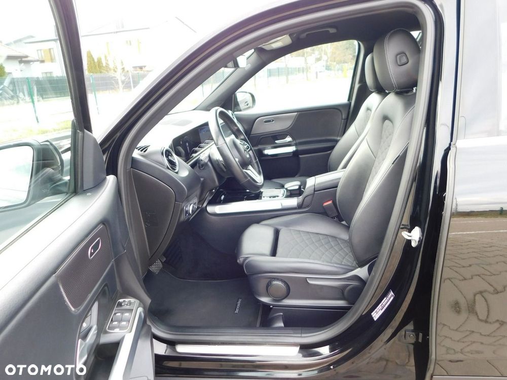 Mercedes-Benz GLB 200 d 8G-DCT Progressive - 12