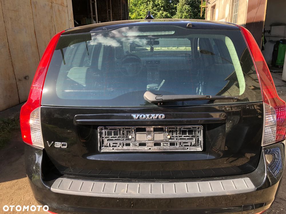 Vol-08 - Zderzak Tył Tylny Volvo V50 LIFT Kod Lakieru : 019-26 - Wysyłka - 2