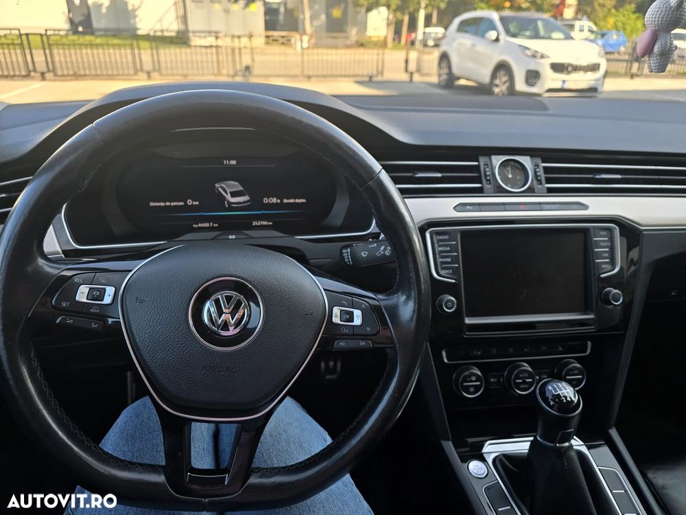 Volkswagen Passat 2.0 TDI Highline - 7
