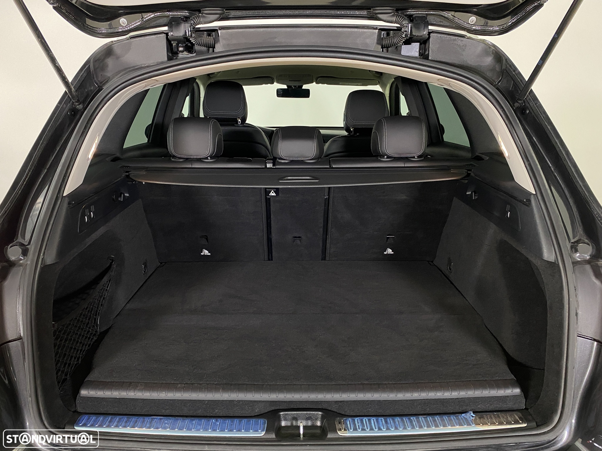 Mercedes-Benz GLC 300 - 8