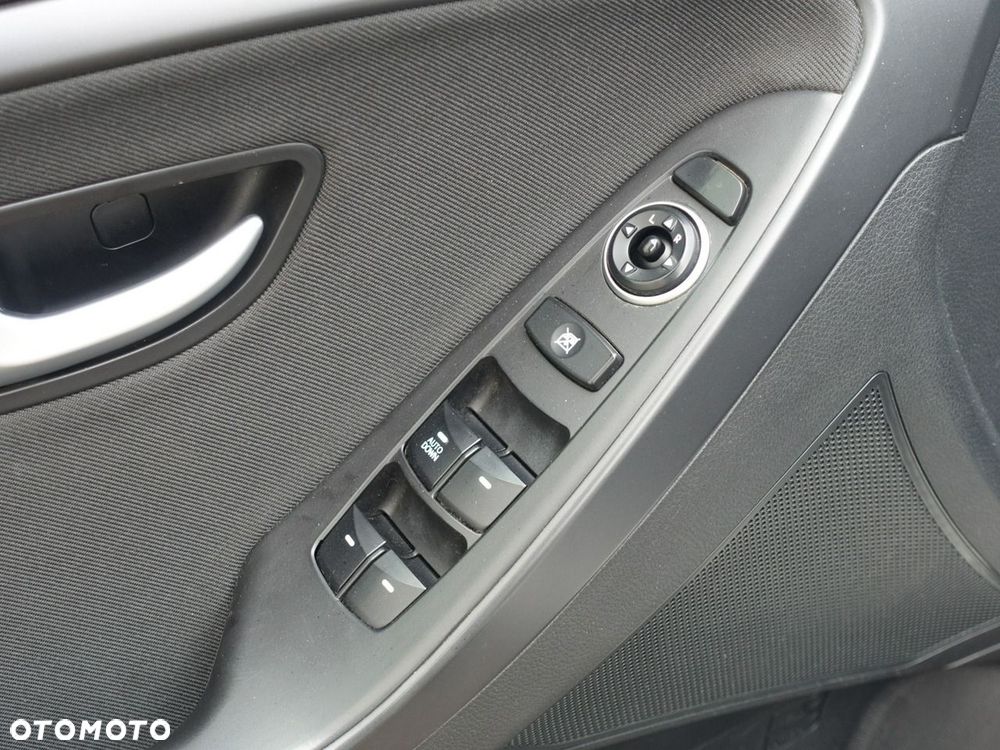 Hyundai i30 1.6 CRDI DCT Passion Plus - 16