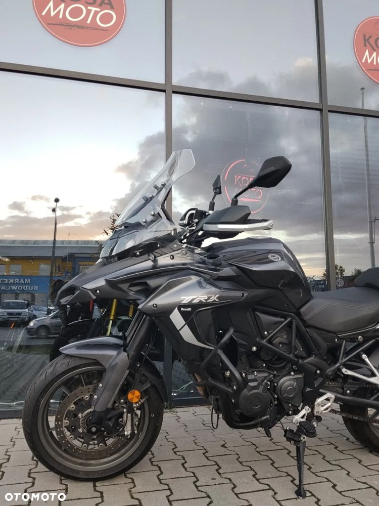 Benelli TRK 502 - 9