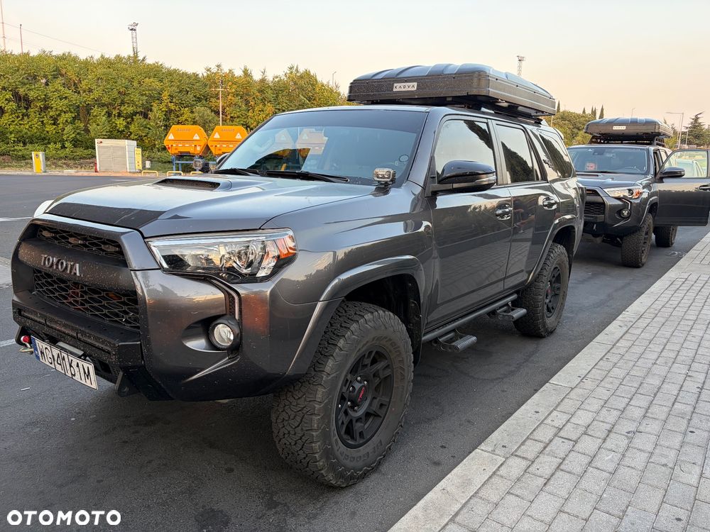 Toyota 4-Runner - 32