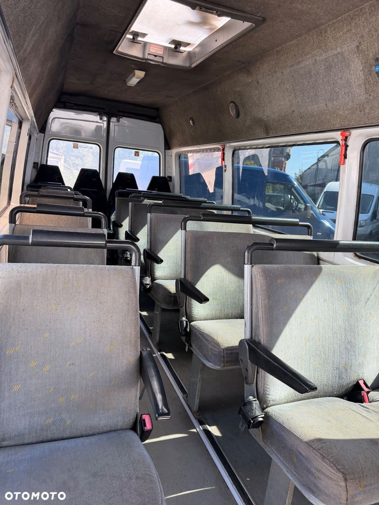 Mercedes-Benz Sprinter 413 - 5