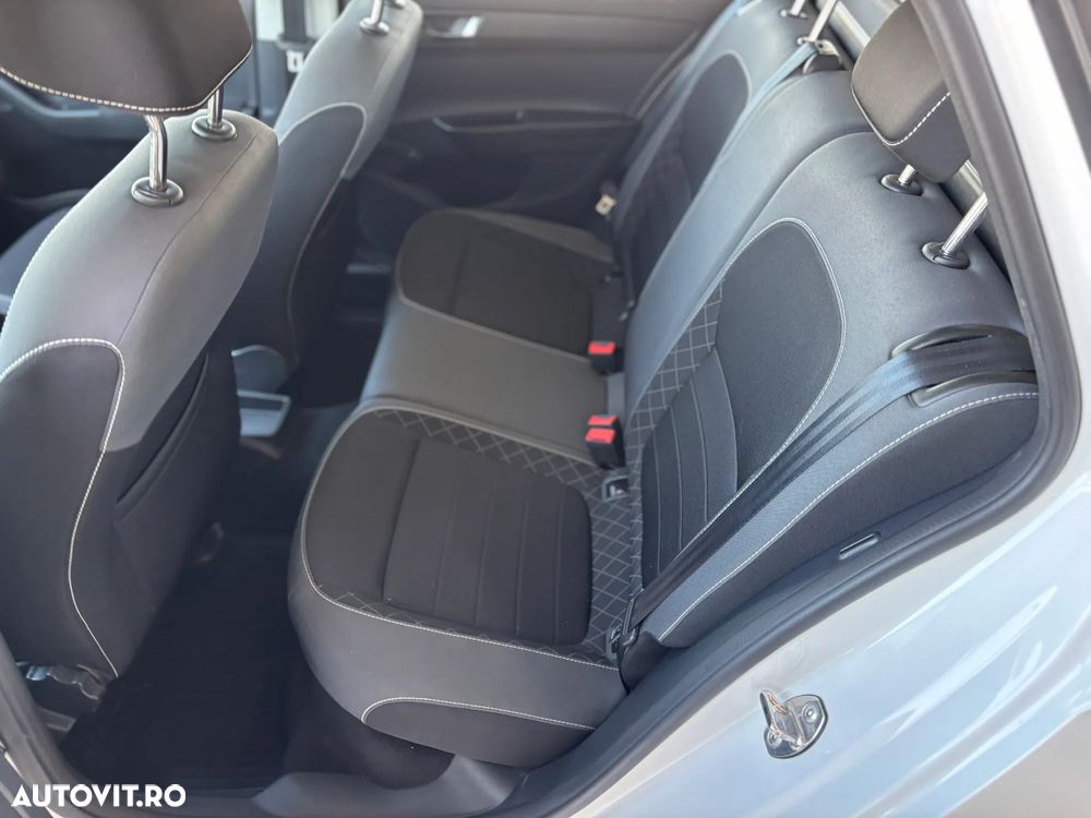 Skoda Fabia 1.0 TSI 95 CP Ambition - 27