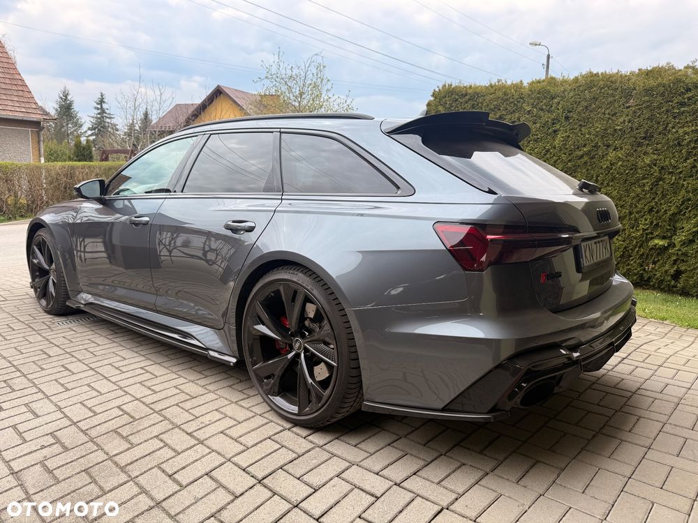 Audi RS6 Avant - 7