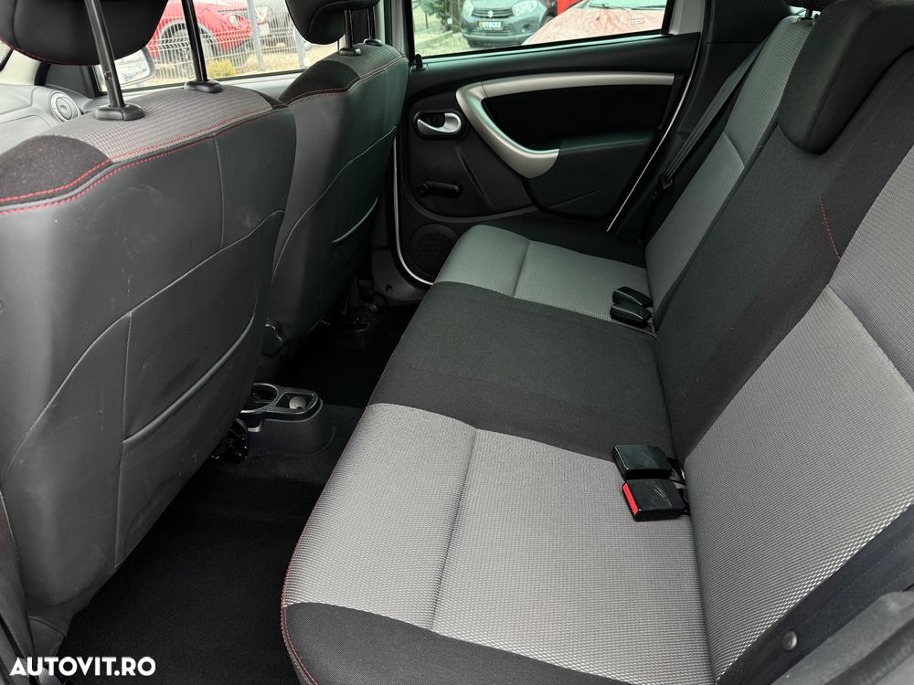 Dacia Duster 1.5 dCi 4x4 Prestige - 12