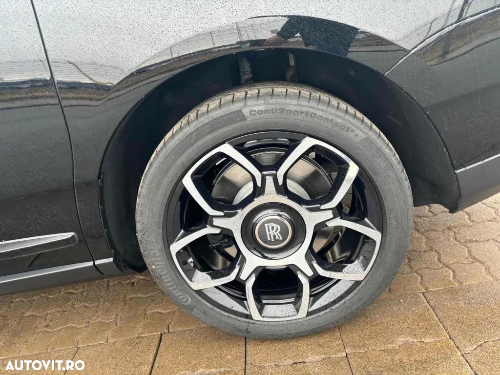 Rolls-Royce Cullinan - 5