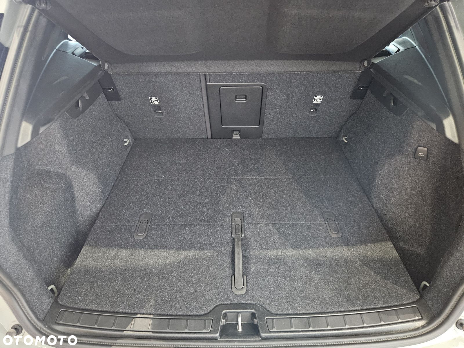 Volvo XC 40 - 31