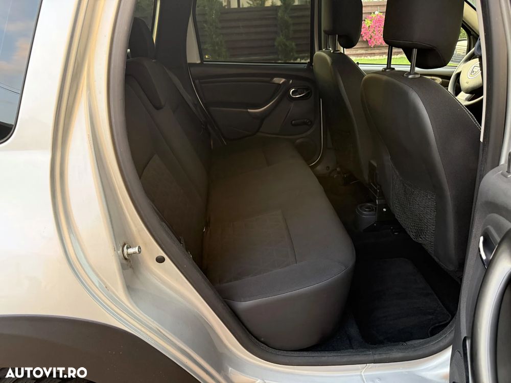 Dacia Duster 1.6 4x2 Prestige - 11