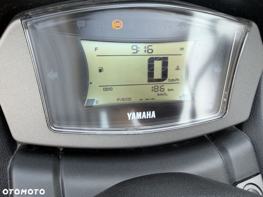 Yamaha NMAX - 15
