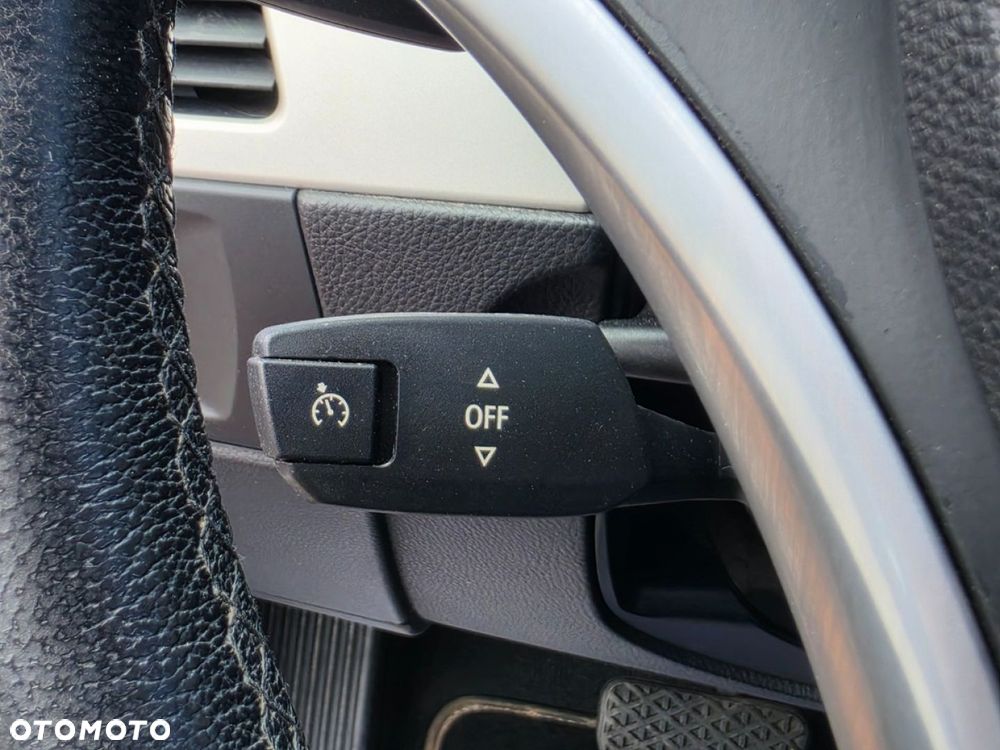 BMW Seria 3 - 23