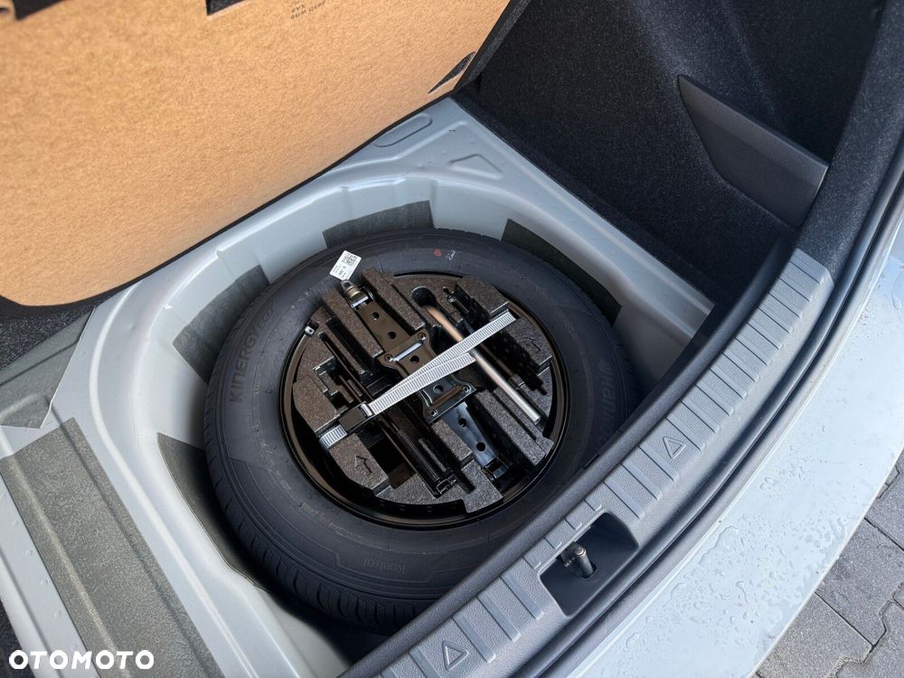 Skoda Scala 1.0 TSI Essence - 27