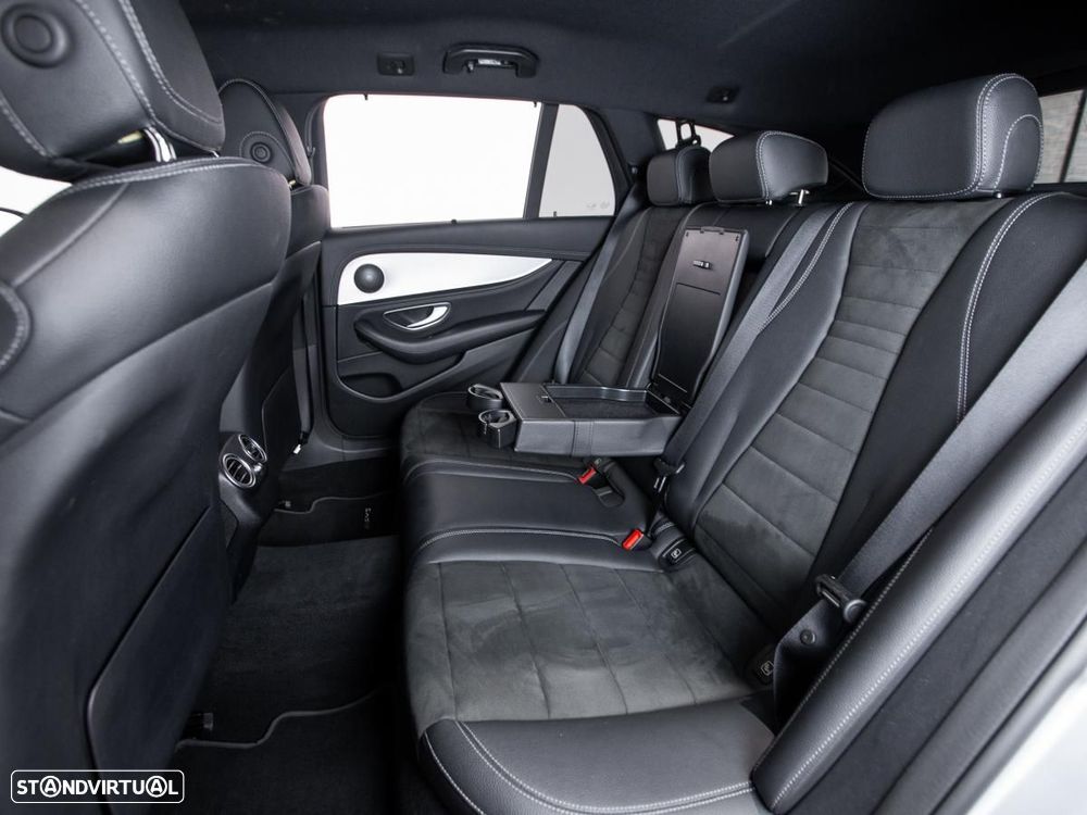 Mercedes-Benz E 220 d AMG 7L - 10