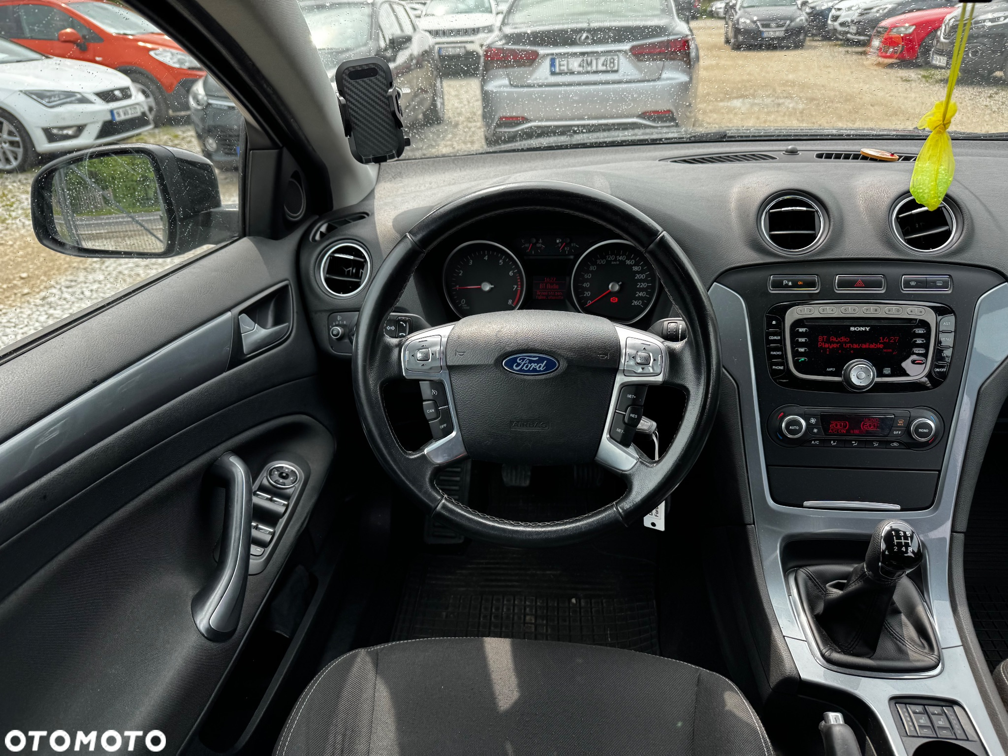 Ford Mondeo Turnier 2.0 Trend - 32
