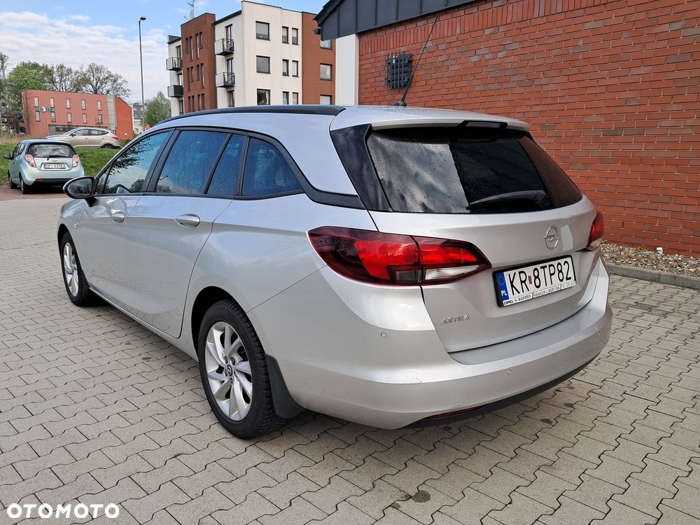 Opel Astra V 1.2 T Edition S&S - 4
